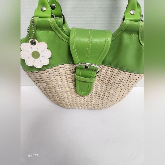 Green Wicker Bag With Flower - Picture 10 of 12